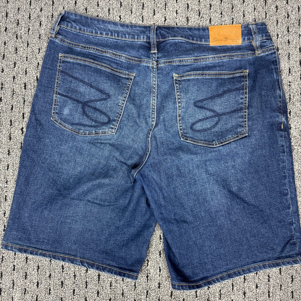Seven7 Womens Relaxed Bermuda Denim Shorts Blue Medium Wash Size 14 Stretch - Picture 5 of 8